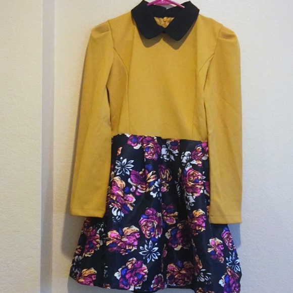 NWOT SHEIN Skater Dress - Picture 5 of 7